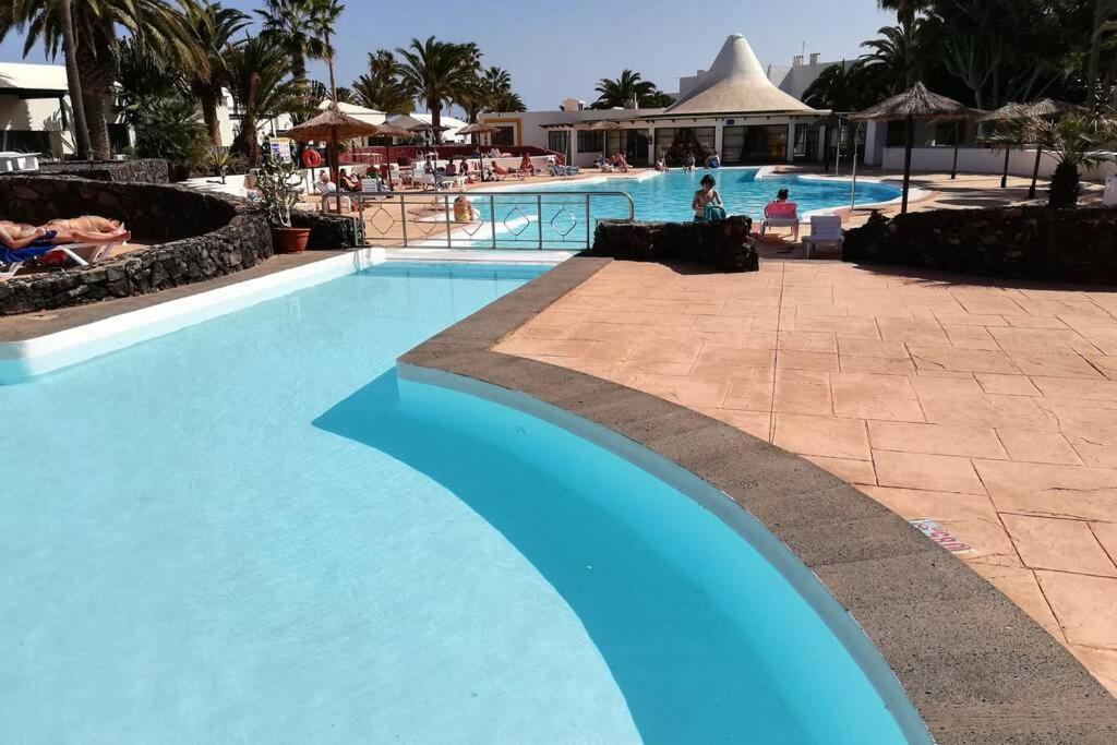 Apartamento Lina 25 Playa Roca Costa Teguise Extérieur photo